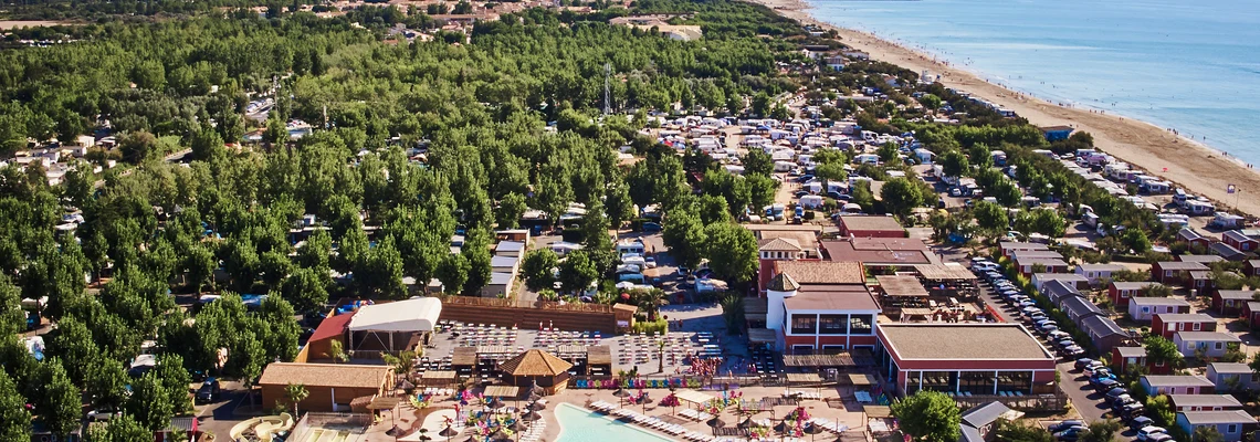 Camping Les Méditerranées Beach Garden